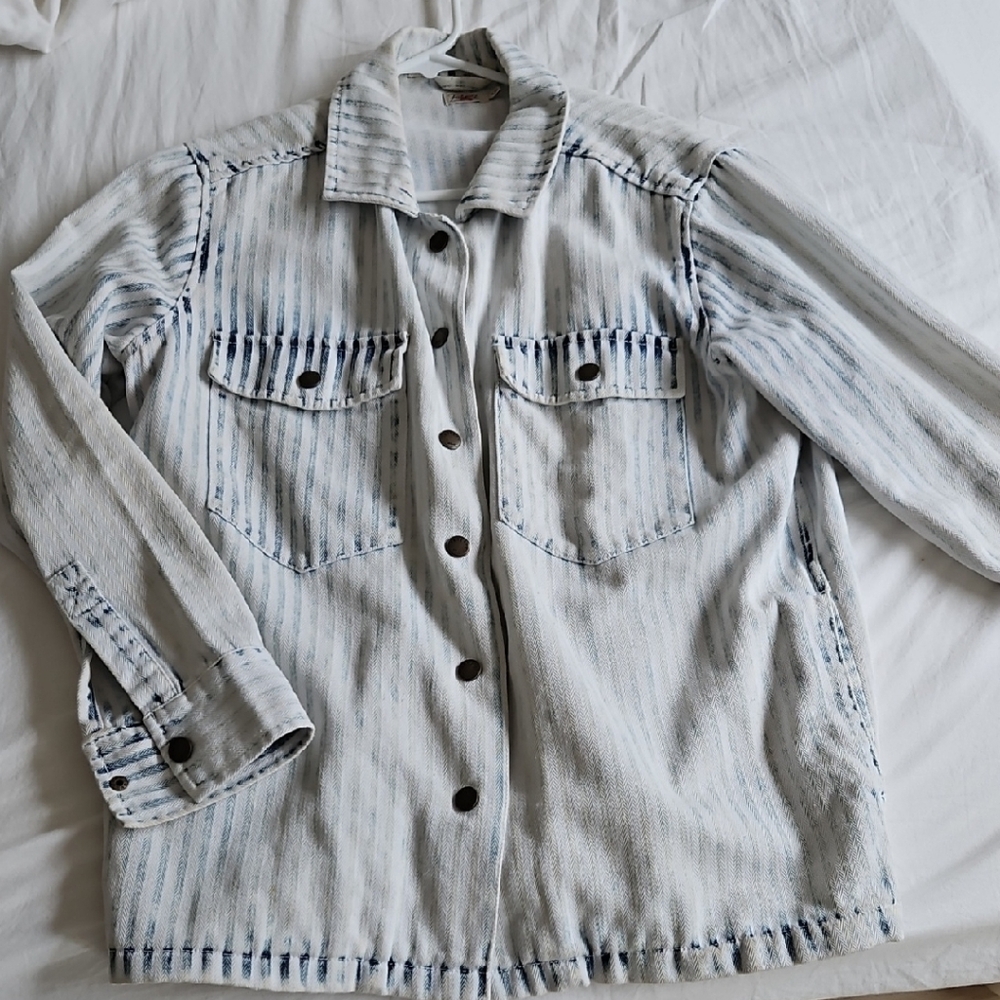 Faherty Blue and White Jean Jacket Classic Denim Style